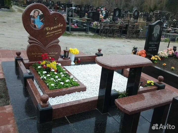 Гранитные памятники