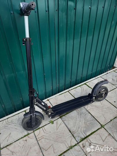 Электросамокат zaxboard