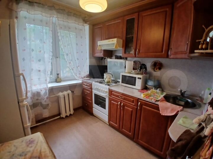 3-к. квартира, 54 м², 3/4 эт.