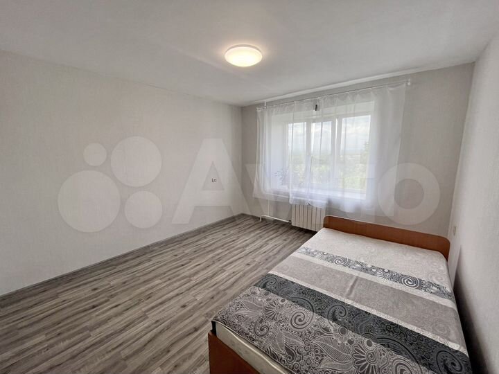 Комната 14 м² в 1-к., 4/5 эт.