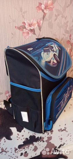 Школьный рюкзак