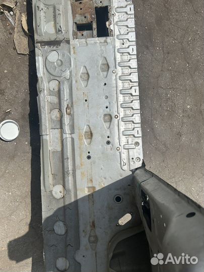 Правая боковина hyundai starex