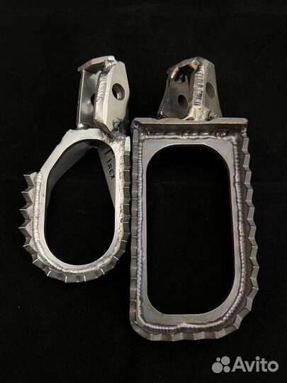 Пеги подножки сноубайк