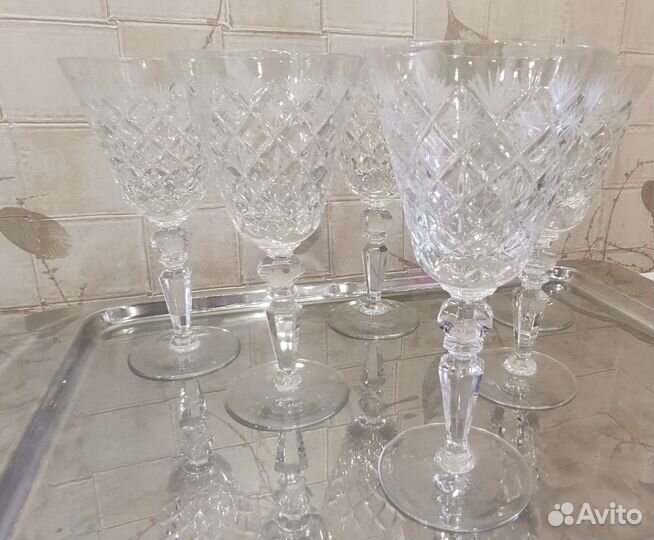 Бокалы, фужеры, рюмки