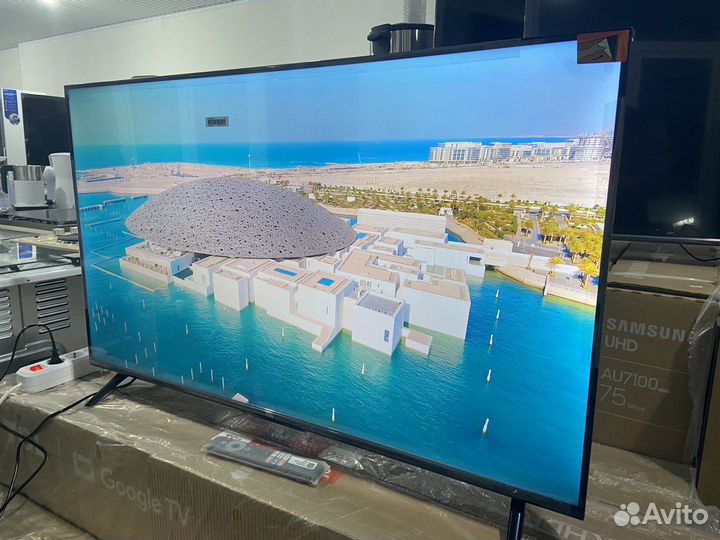 Телевизор SMART TCL 109см