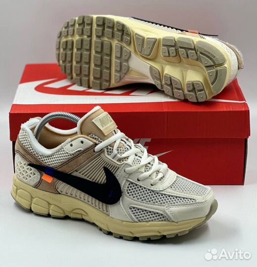 Кроссовки Nike Zoom Vomero 5