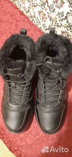 Ботинки женские зимние 39 размера