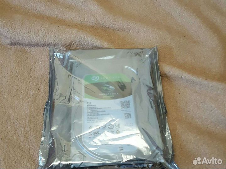 Жесткий диск 1Гб новый Seagate