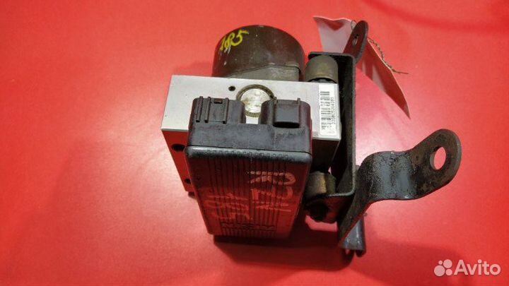 Блок abs Toyota Hilux Surf RZN185 3RZ-FE 1995-2002