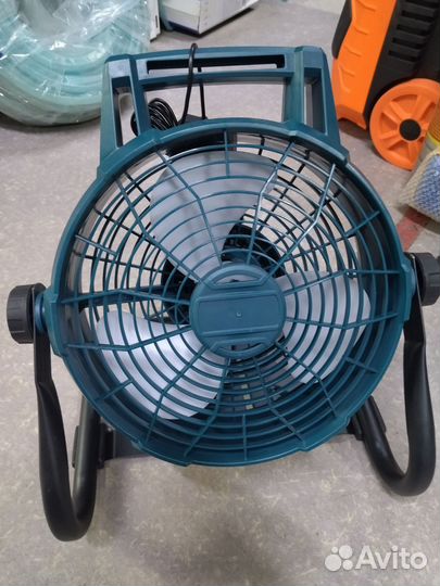 Вентилятор аккумуляторный Макит