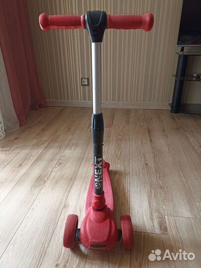 Самокат детский трехколесный