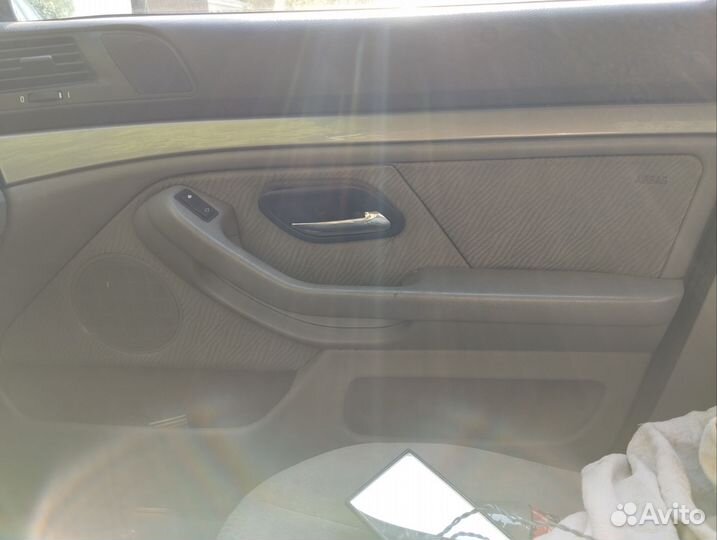 Салон от бмв е 39