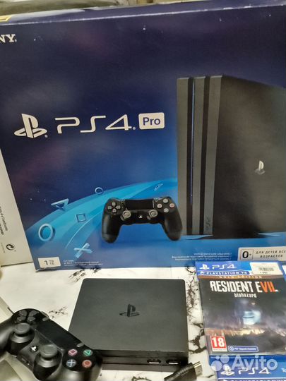 Sony playstation 4 pro 1tb + диски + Sony VR