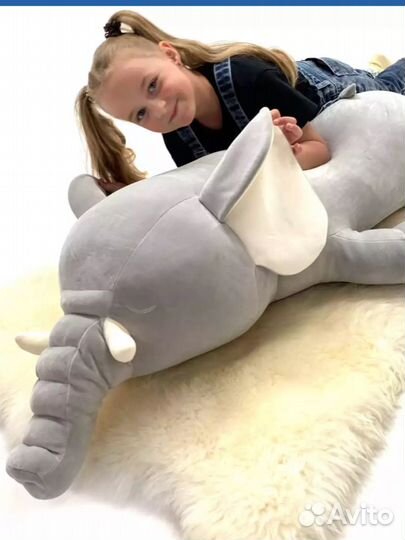 Большая мягкая игрушка слон