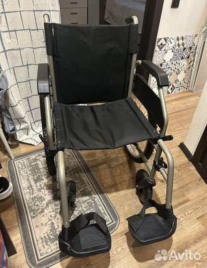 Инвалидная коляска
