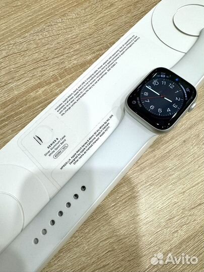 Apple watch 8 45mm Silver