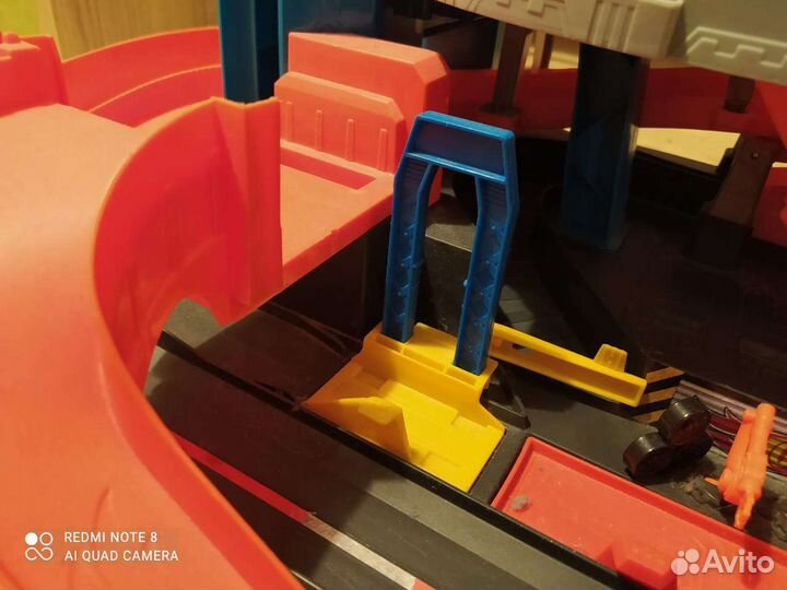 Гоночный трек Hot wheels Ultimate Garage