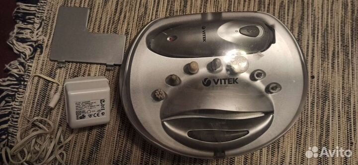 Маникюрный набор Vitek