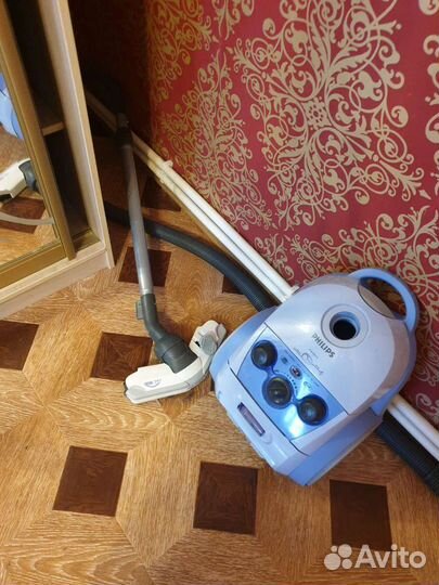 Пылесос philips