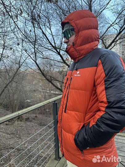 Пуховая куртка Trek Tech