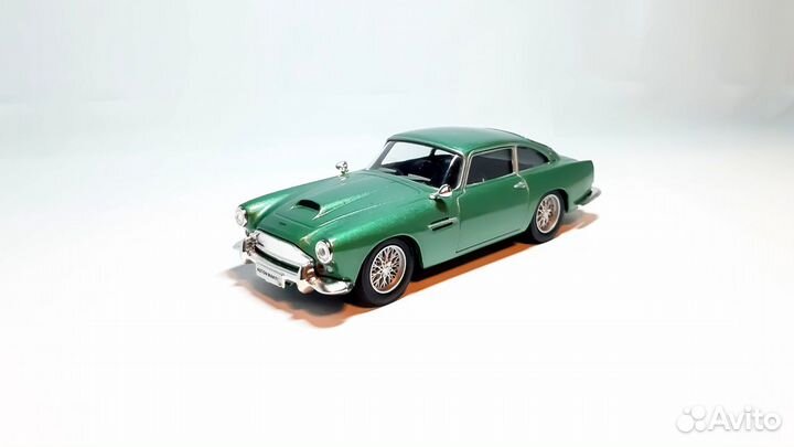 Aston Martin DB 4. Суперкары DeAgostini