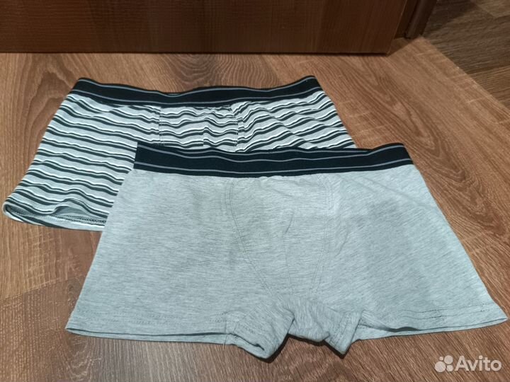 Продаю трусы на мальчика фирма 