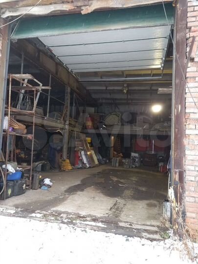 Гараж, > 30 м²