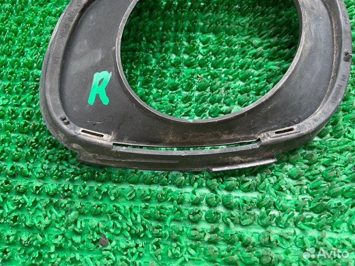 Накладка бампера прав. зад. BMW X5