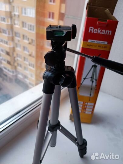 Штатив для фотоаппарата