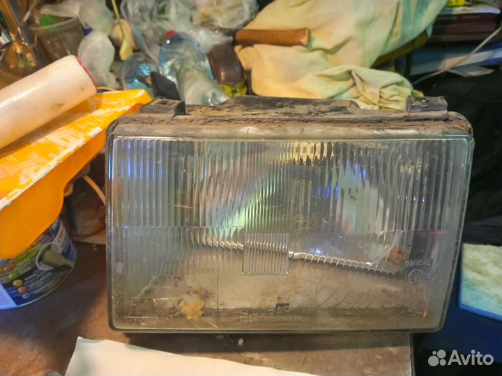 Фара левая
