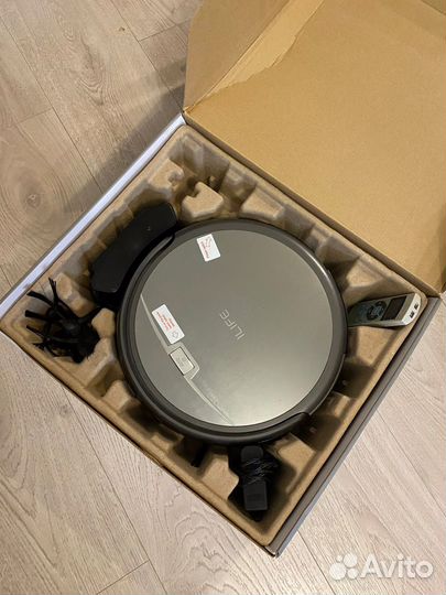 Робот пылесос ilife А4s на запчасти