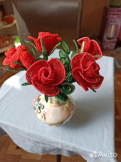 Цветы из бисера