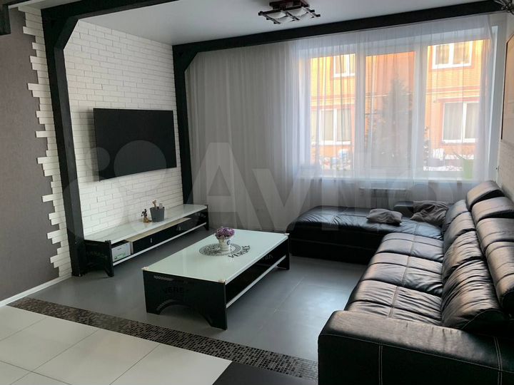 3-к. квартира, 98,7 м², 2/2 эт.