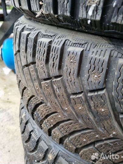 Michelin X-Ice North XIN3 225/40 R19 и 255/40 R19 93H