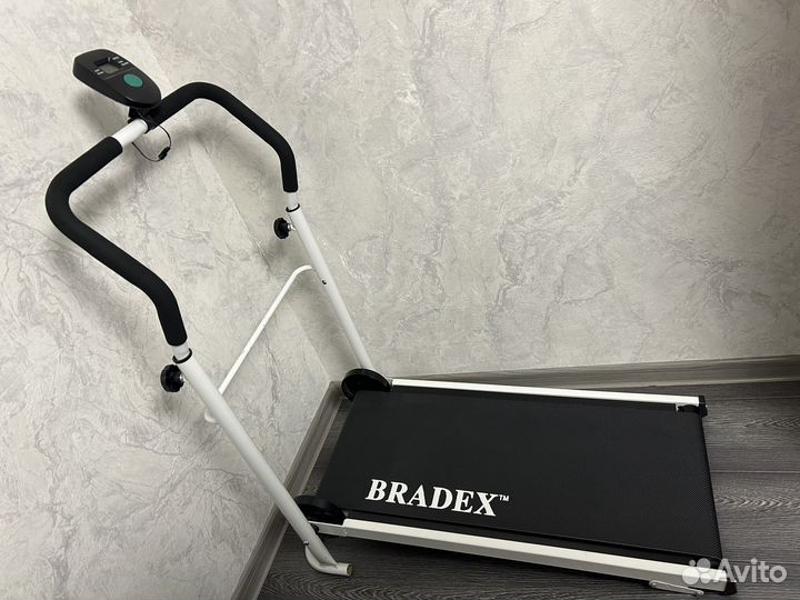 Беговая дорожка механическая