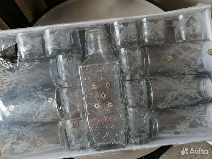 Набор графин со стаканами и рюмками
