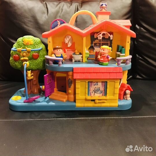 Игрушка Домик Бронь