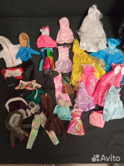 Куклы, мебель для кукол, одежда