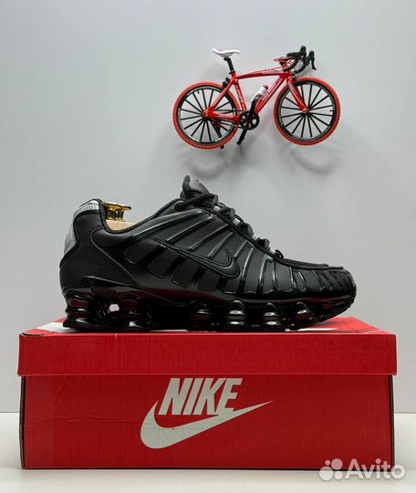 Кроссовки мужские nike shox