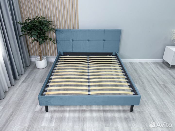 Кровать двуспальная 160х200