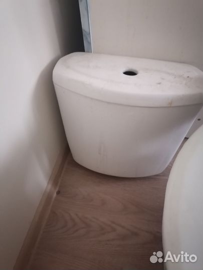 Унитаз и бачок бу