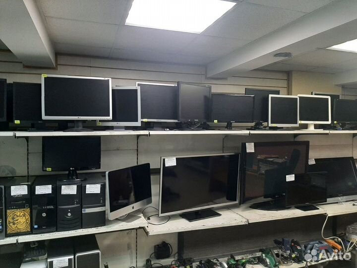 Широкий монитор Acer 19