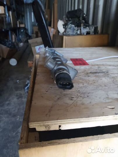 Топливный коллектор (рампа,рейка) land rover