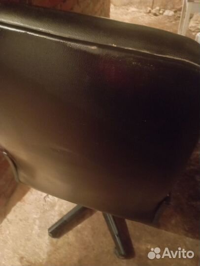 Компьютерное кресло