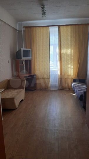 Комната 20 м² в 1-к., 1/4 эт.