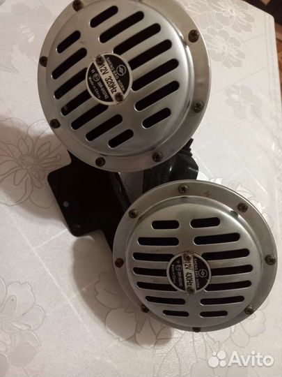 Автомобильный звуковой сигнал