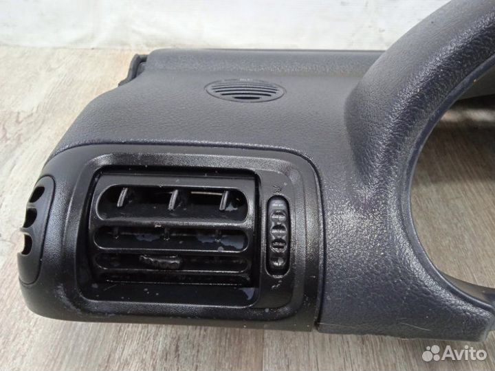 Торпедо Renault Symbol 1 2005