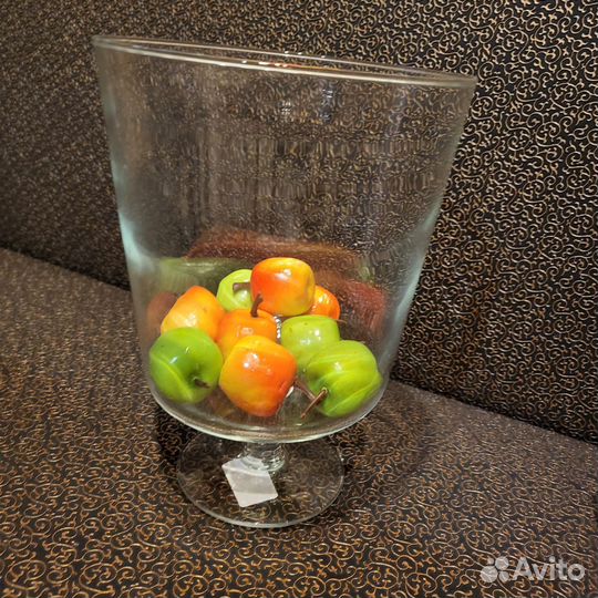 Вазы новые стекло