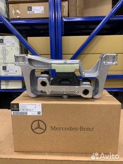 Опора подушка двигателя Mercedes A2462401517