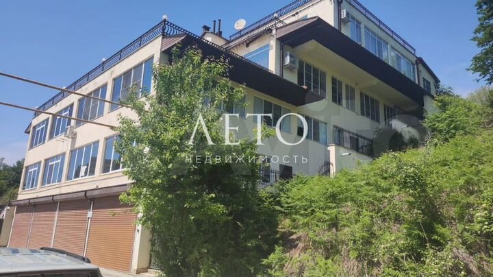 Своб. планировка, 93 м², 1/4 эт.